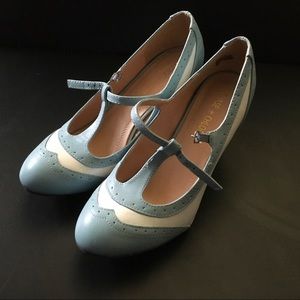 Chase + Chloe Blue and White Heels